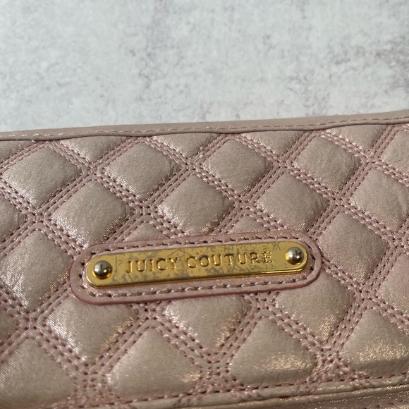 Juicy couture pink shimmer wallet with black and white polka dot details inside - Picture 6 of 13